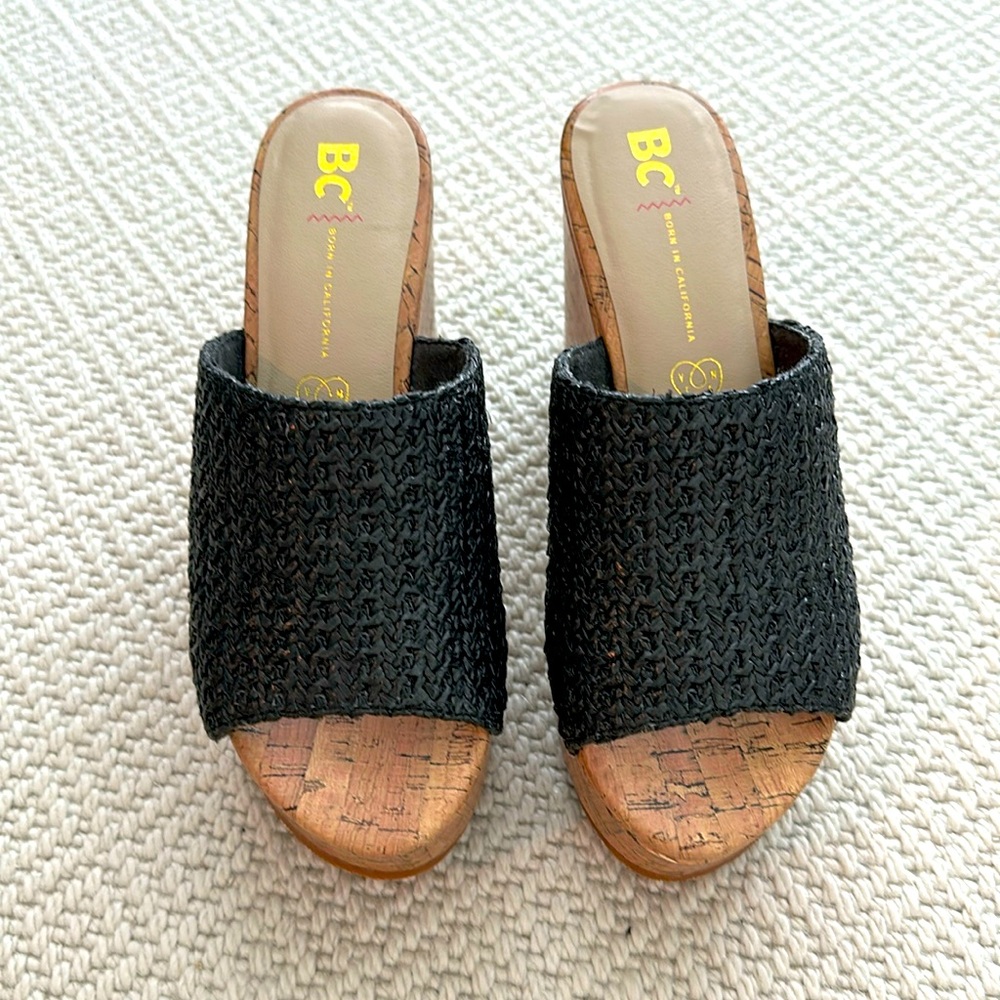 Black platform sandals in size 6.